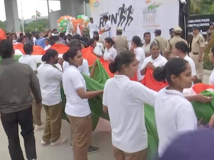 Thousands Take Part In Freedom Run Across Telangana Thousands Take Part In Freedom Run Across Telangana