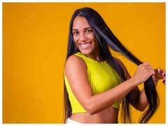 Strong Hair: बालों की जड़ें हो रही हैं कमजोर? अपनाएं ये टिप्स