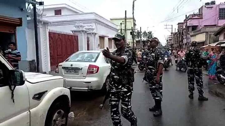 অন্যায় করেছে- দোর্দণ্ডপ্রতাপ নেতাকে কখনও দেখা গিয়েছে অভিভাবকের ভূমিকাতেও। প্রয়োজনে তিনি জানিয়েছেন 'অন্যায় করেছে'। তবে সোশালে তা ভাইরাল হওয়া আটকায়নি।