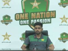 Video: 'आपको मैं बूढ़ा लगता हूं', जानिए क्यों पाकिस्तानी पत्रकार पर भड़के बाबर आज़म