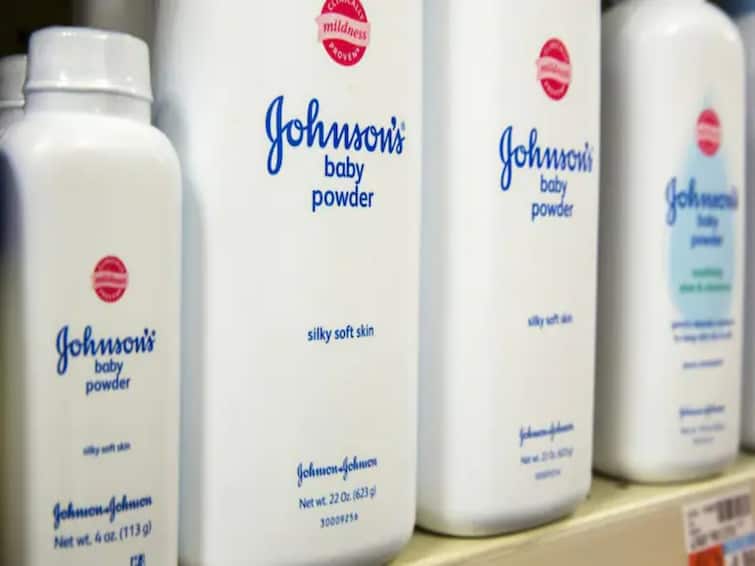 Johnson & Johnson to stop selling talc-based baby powder globally in 2023 Johnson & Johnson : கேன்சர் குற்றச்சாட்டுகள்..  2023 முதல் நிறுத்துறோம்.. அறிவித்த ஜான்சன் & ஜான்சன்.. ஏன்?