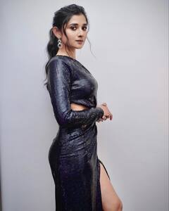 PHOTO: खतरों के खिलाडी 12 च्या कनिका मानचा मनमोहक अवतार; पाहा फोटो!