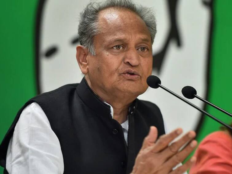 Gujarat Congress Chief Inspector Ashok Gehlot will come on a three-day tour of Gujarat Gujarat Congress : ગુજરાત કોંગ્રેસના મુખ્ય નિરીક્ષક અશોક ગેહલોત ત્રણ દિવસના ગુજરાત પ્રવાસે, જાણો સમગ્ર કાર્યક્રમ