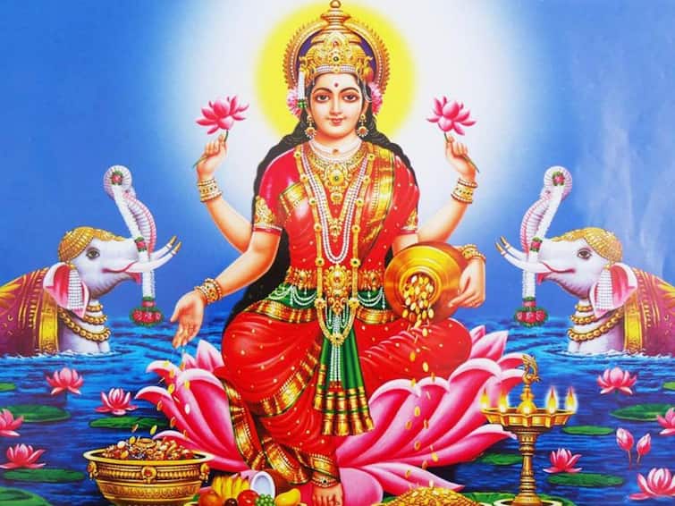 Shukrawar upay Friday easy remedies to makes maa Lakshmi happy astrology Shukrawar Upay: શુક્રવારના દિવસે કરો આ નાનકડો ઉપાય, વરસશે મહાલક્ષ્મીની કૃપા