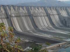 Narmada Dam: बारिश के कारण नर्मदा बांध का बढ़ा जलस्तर, आज दोपहर में खोले जाएंगे गेट, कई गांव में अलर्ट 