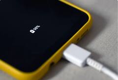 One Charger For All Gadgets:  এক চার্জারে চলবে সব গ্যাজেট ! সরকার নিতে পারে এই সিদ্ধান্ত