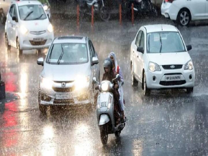 UP Weather Forecast Today 12 August 2022 IMD Alert for Rain in Lucknow Varanasi Prayagraj Kanpur Gorakhpur Meerut Agra News UP Weather Forecast Today: यूपी में आज तेज हवा चलने के साथ-साथ बारिश के आसार, जानें- अगले 14 अगस्त तक कैसा रहेगा मौसम