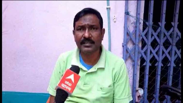 Birbhum : Slain BJP Worker's family feels happy after Anubrata Mondal's arrest Mallarpur : '৩ মাস জেল খাটিয়েছিল', অনুব্রতর গ্রেফতারির পর খুশি নিহত বিজেপি কর্মীর পরিবার