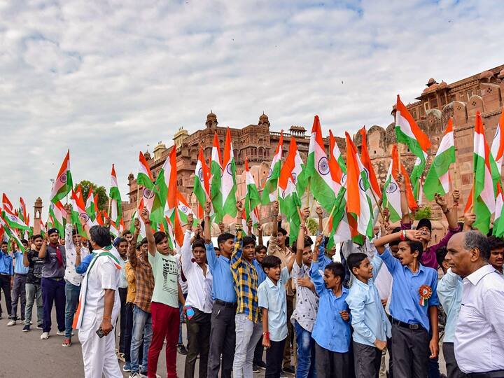 Avoid Large Gatherings In Independence Day Celebrations In View Of COVID Cases: Centre Tells States Avoid Large Gatherings For Independence Day Celebrations In View Of COVID Cases: Centre Tells States