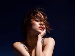 PHOTO: हॉट अन् बोल्ड शर्वरी वाघचा क्लासी लूक; फोटो चर्चेत!