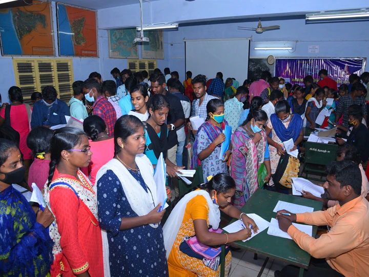 Mega Job Fair: சென்னையில் இன்று இலவச வேலைவாய்ப்பு முகாம்; எங்கு, எப்படி நடக்கிறது?