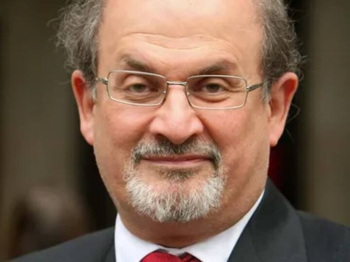 Author Salman Rushdie, whose writing led to death threats, has been attacked on stage at an event in western New York, reports AP Salman Rushdie: பிரபல எழுத்தாளர் சல்மான் ருஷ்டிக்கு கத்திக்குத்து...! நடந்தது என்ன?