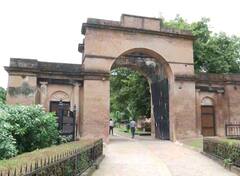 Azadi Ka Amrit Mahotsav: 1857 के गदर की शौर्य गाथा की गवाह है लखनऊ रेजीडेंसी, आज भी दिखते हैं अंग्रेजों से लड़ाई के निशान