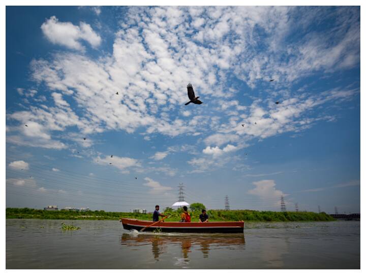 Yamuna Water Level Crosses Danger Mark In Delhi Yamuna Water Level Crosses Danger Mark In Delhi