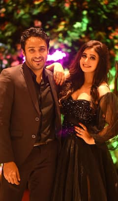 Ritabhari Chakraborty: কর্মক্ষেত্রের বন্ধুদের সঙ্গে পুনর্মিলন, ঋতাভরী-রাহুলের 'আর ফ্যাক্টর'-এ হাজির আবীর-অনিন্দ্যরা