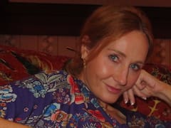 JK Rowling Threatened: ‘এবার তোমার পালা’, রুশদির পর নিশানায় রাওলিং! খুনের হুমকি পেলেন ‘হ্যারি পটার’ স্রষ্টা