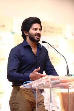 Dulquer Salmaan: க்ளாசிக் ப்ளாக் உடையில் சீதா ராமம் நாயகன்!