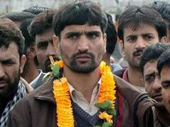 Jammu Kashmir: सैयद सलाहुद्दीन के बेटे और बिट्टा कराटे की पत्नी समेत चार सरकारी कर्मचारी बर्खास्त