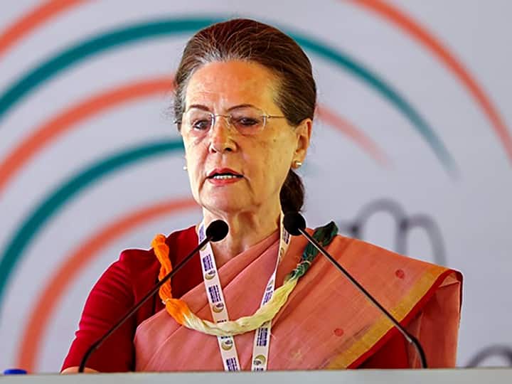 Sonia Gandhi again becomes Corona positive, will be quarantined as per government protocol