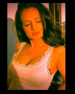 Ameesha Patel Photos: अमीषा पटेल ने लेटेस्ट तस्वीरों से बढ़ाई गर्मी, अदाओं से ढा रही हैं कहर