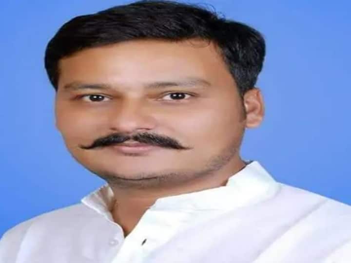 Bilaspur Minister TS Singhdev relative Sachin Singh dev dies after falling from a train BJP judicial inquiry ANN Bilaspur News: मंत्री टी एस सिंहदेव के रिश्तेदार की ट्रेन से गिरकर हुई मौत, बीजेपी ने की जांच की मांग