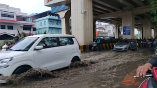 Nagpur Rain : खड्ड्यांनी वाढविली वाहतुकीची कोंडी? नागरिकांना मनस्ताप