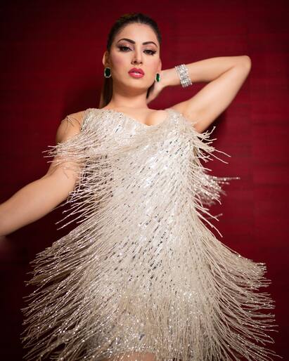 Urvashi Rautela: அந்த அரபிக்கடலோரம் ஓர் அழகைக் கண்டேனே... ஊர்வசி ரவுத்தேலாவின் ரீசன்ட் போட்டோஸ்!