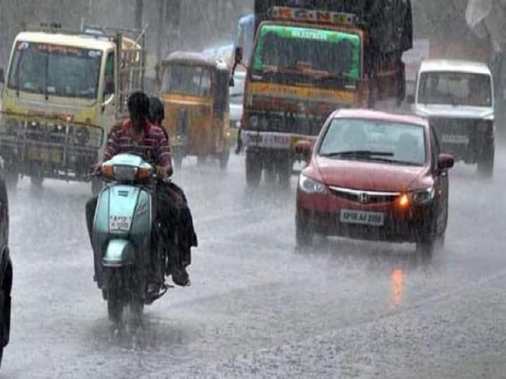 UP  Weather Forecast Today 13 August 2022 Alert for Light Rain in Lucknow Varanasi Prayagraj Kanpur Gorakhpur Meerut Agra News UP Weather Forecast Today: यूपी में आज और कल हो सकती है भारी बारिश, इन जिलों को किया गया अलर्ट