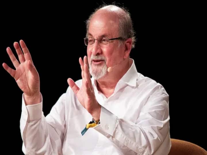 Author Salman Rushdie On Ventilator After Stabbing Attacker Identified Salman Rushdie : கத்திக்குத்துக்கு ஆளான எழுத்தாளர் சல்மான் ருஷ்டி.. தற்போது அவரின் உடல்நிலை நிலவரம் என்ன?