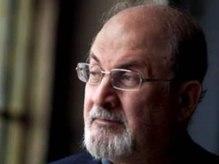 Salman Rushdie Attacked: सलमान रुश्दी को चाकू मारने वाला 24 साल का शख्स कौन है? जानें क्या था इस जानलेवा हमले का मकसद