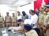 Raebareli News: रायबरेली पुलिस को बड़ी कामयाबी, 5 लग्जरी गाड़ियों सहित शातिर वाहन चोर गिरफ्तार, अपनाते थे ये तरीका
