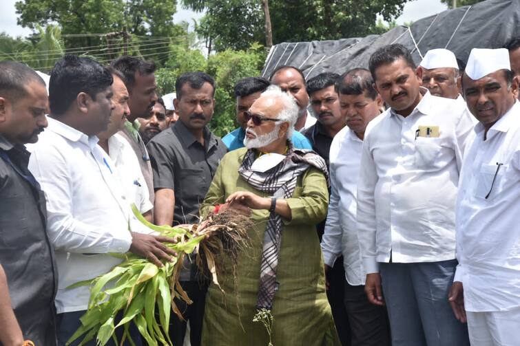 Maharashtra news Compensation to the victims of heavy rains in Nashik district Chhagan Bhujbal : नाशिक जिल्ह्यातील नुकसानग्रस्तांसाठी भरीव मदतीची गरज, भुजबळांनी केली पाहणी 