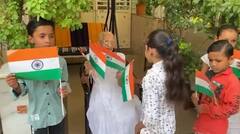 Har Ghar Tiranga : PM મોદીના માતા હીરાબાએ બાળકો સાથે લહેરાવ્યો તિરંગો
