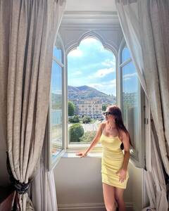 Photos: फैंस के दिलों पर चला Anushka Sen के हुस्न का जादू, स्टनिंग लुक देख हो रहे बेकाबू