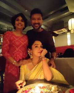 Anupamaa फेम रुपाली गांगुली ने भाई को रेस्तरां में बांधी राखी, पति अश्विन इस वजह से हो गए शर्मिंदा