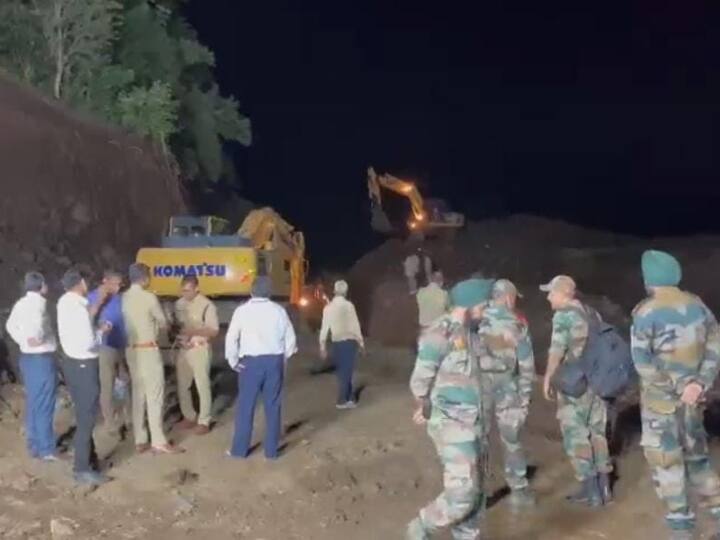 MP News Rift in dam built on Karam river in Dhar villages were evacuated Army took over ANN Dhar News: धार में कारम नदी पर बने डैम में दरार, बाढ़ की आशंका में कई गांव खाली कराए गए, सेना ने संभाला मोर्चा