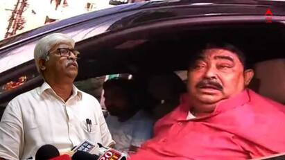 Kolkata News Sujan Chakraborty attacks TMC MLA Bikash Roy Chowdhury on Anubrata Mandal Hospital Case Sujan Chakraborty: কার নির্দেশে অনুব্রত-র বাড়িতে চিকিৎসক? আপনি কি স্বাস্থ্যমন্ত্রী ? তৃণমূল বিধায়ককে তোপ সুজনের