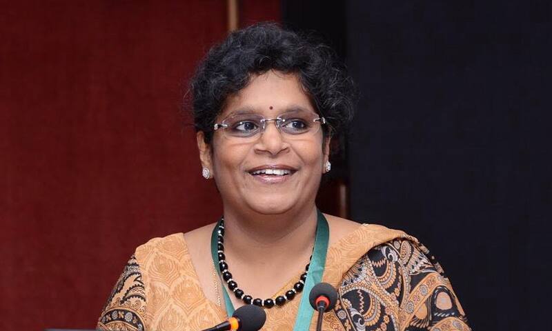 'मनुस्मृती सारख्या वैदिक ग्रंथात महिलांचा आदर', न्यायमूर्ती प्रतिभा सिंह यांच्या दाव्यामुळे वादाला तोंड women in india are blessed our scriptures like manusmriti have given women respectable position justice pratibha singh 'मनुस्मृती सारख्या वैदिक ग्रंथात महिलांचा आदर', न्यायमूर्ती प्रतिभा सिंह यांच्या दाव्यामुळे वादाला तोंड