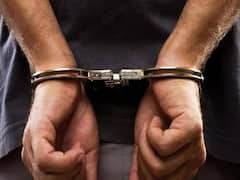 Crime: இப்படியா அடிப்பாங்க!? இரும்பு பைப்பால் மாணவனை தாக்கிய ஆசிரியர்!