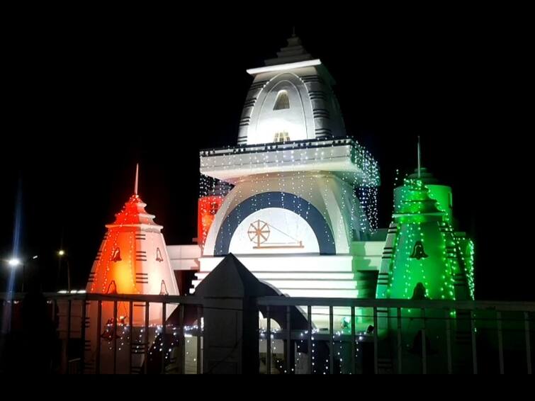 2022 independence day decorations in kanyakumari gandhi mandapam Independence day: கன்னியாகுமரி : தேசிய கொடி வண்ணத்தில் மின்னொளியில் ஜொலிக்கும் காந்திமண்டபம்..