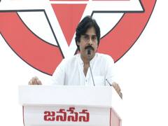 Pawan Kalyan : దావోస్ వెళ్లి ఫొటోలు దిగివస్తే పెట్టుబడులురావు, సీఎం జగన్ పై పవన్ సెటైర్లు