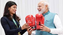 Nikhat Zareen: পূর্ণ হল মনকামনা, বক্সিং গ্লাভসে প্রধানমন্ত্রী নরেন্দ্র মোদির স্বাক্ষর পেলেন নিখাত জারিন