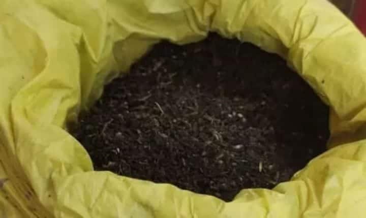 மதுரையில் கஞ்சா கடத்தல்: 8 கிலோ கஞ்சா, 51 ஆயிரம் பறிமுதல்..போலீசார் விசாரணை தீவிரம் !