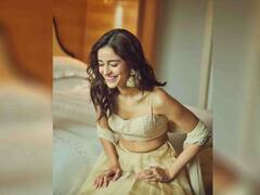 PHOTO : ‘बेबी डॉल मे सोने दी...’, अनन्या पांडेच्या लूकवर खिळल्या साऱ्यांच्या नजरा!