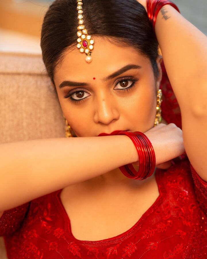 శ్రీముఖి ఫోటోలు -Image Credit: Sreemukhi/Instagram
