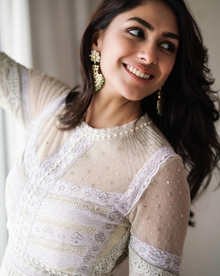 யாா் இந்த தேவதை...யாா் இந்த தேவதை!