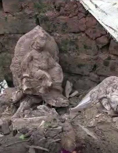 मूर्ती विरघळल्यानं लाखो रुपयांचा फटका