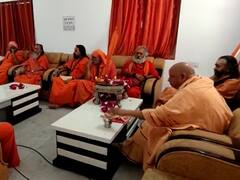 Gyanvapi Case: ज्ञानवापी केस की सुनवाई से पहले वाराणसी में संतों का जमावड़ा शुरू, बनाई जा रही आगे की रणनीति