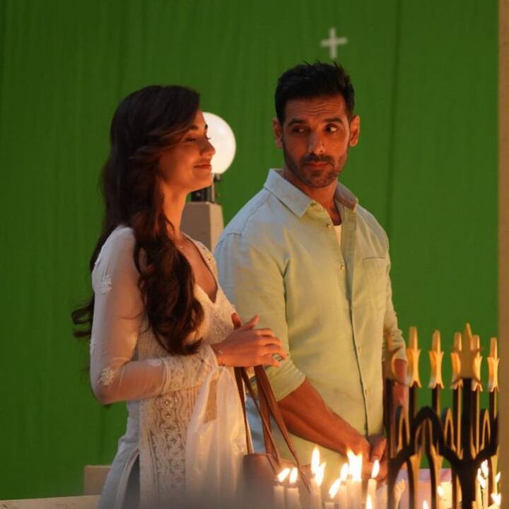 આ ફિલ્મ 2014ની 'એક વિલન'ની સિક્વલ છે, જેમાં સિદ્ધાર્થ મલ્હોત્રા, શ્રદ્ધા કપૂર અને રિતેશ દેશમુખ જોવા મળ્યા હતા.