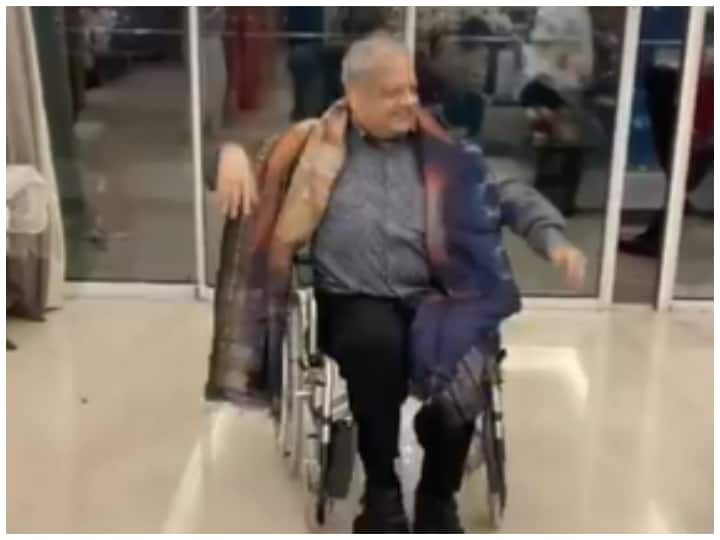 rakesh jhunjhunwala dancing on wheelchair old video viral on social media after his death Trending: व्हीलचेयर पर कभी डांस करते दिखे थे Rakesh Jhunjhunwala, देहांत के बाद वायरल हुआ पुराना वीडियो